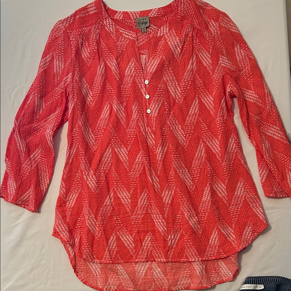 Como Vintage Coral Chevron Henley Tunic